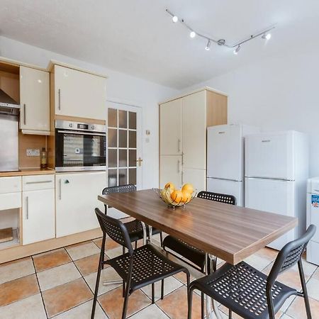 Comfortable Double Room For Your London Getaway Exteriör bild